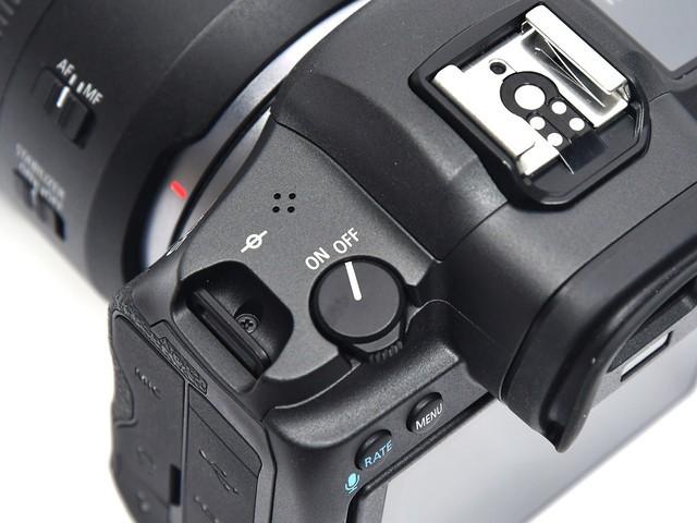 所以，超越！佳能发布新一代全画幅专微旗舰相机 EOS R5